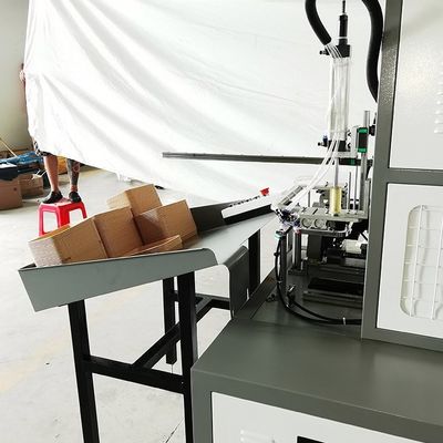 Macchine di fabbricazione di piatto della carta dello spuntino Fried Chicken Carton Sushi